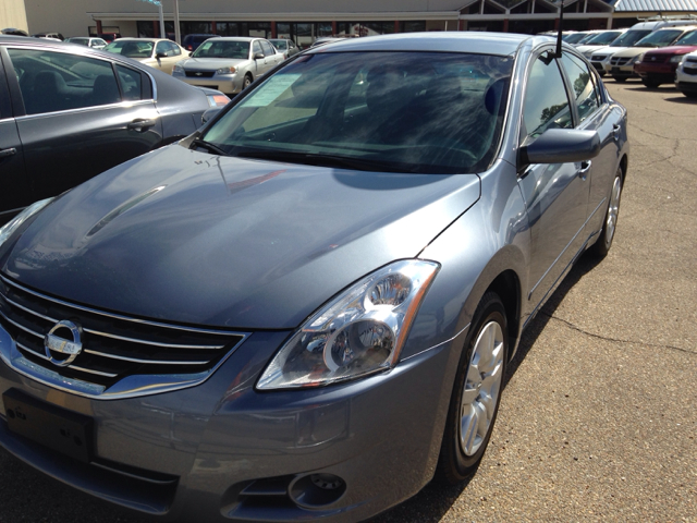 2012 Nissan Altima Pickupslt Quad Cab SWB 4WD 4x4 Truck