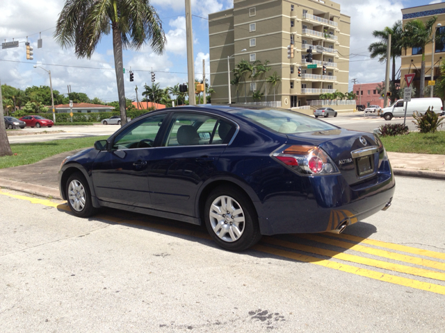 2012 Nissan Altima Pickupslt Quad Cab SWB 4WD 4x4 Truck