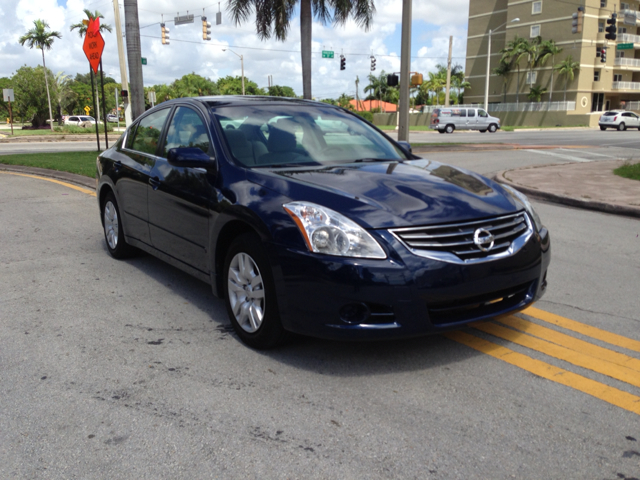 2012 Nissan Altima Pickupslt Quad Cab SWB 4WD 4x4 Truck