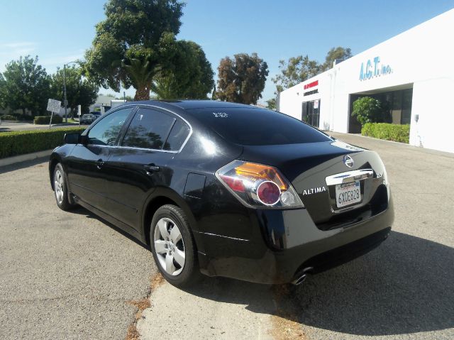 2012 Nissan Altima 2dr Cpe Performance Manual