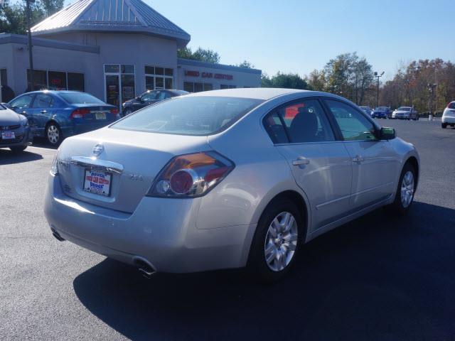 2012 Nissan Altima Pickupslt Quad Cab SWB 4WD 4x4 Truck