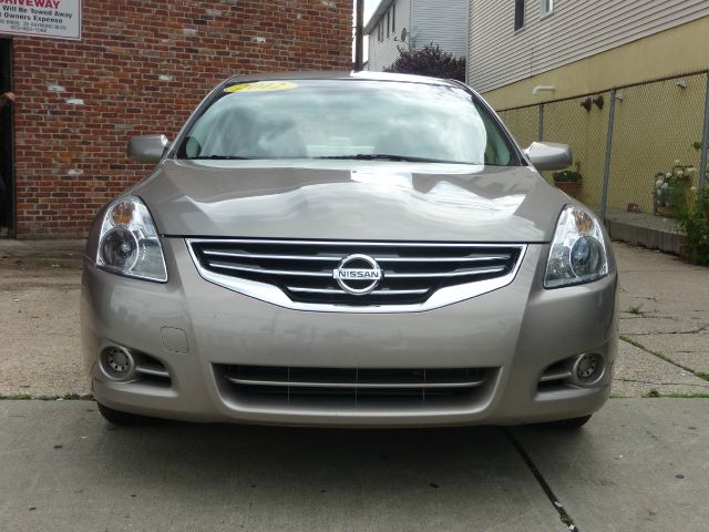 2012 Nissan Altima Pickupslt Quad Cab SWB 4WD 4x4 Truck