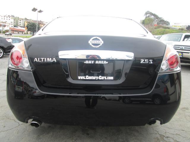 2012 Nissan Altima Pickupslt Quad Cab SWB 4WD 4x4 Truck