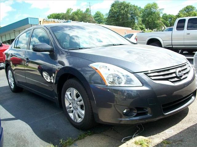 2012 Nissan Altima Front-wheel Drive LT W/2lt