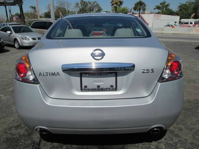 2012 Nissan Altima Pickupslt Quad Cab SWB 4WD 4x4 Truck
