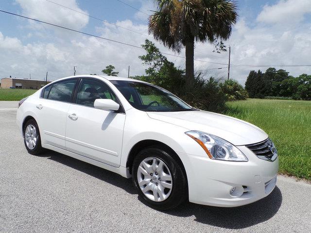 2012 Nissan Altima Quad-short-slt-6.7l Diesel-4wd-cd Player