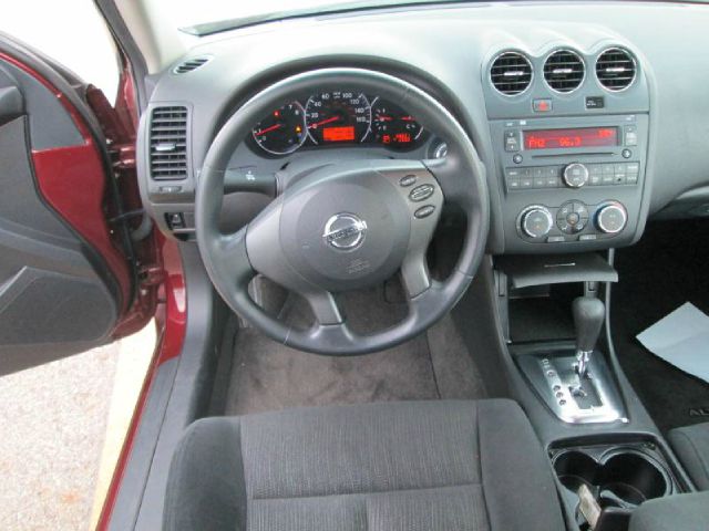 2012 Nissan Altima Pickupslt Quad Cab SWB 4WD 4x4 Truck