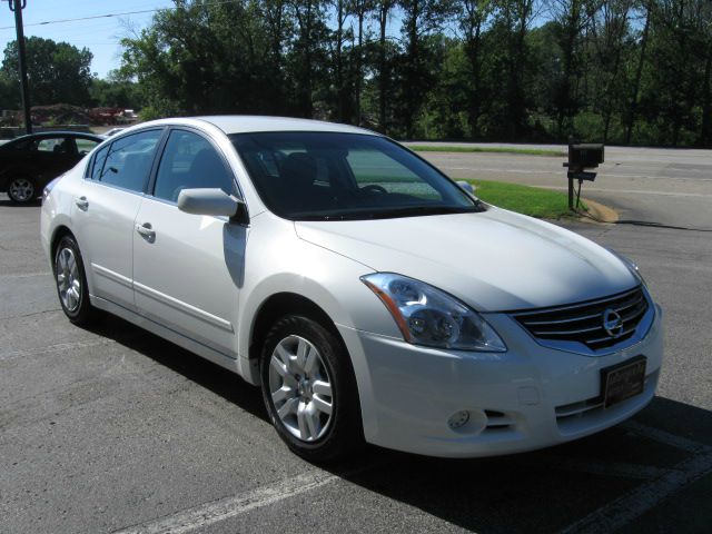 2012 Nissan Altima Pickupslt Quad Cab SWB 4WD 4x4 Truck