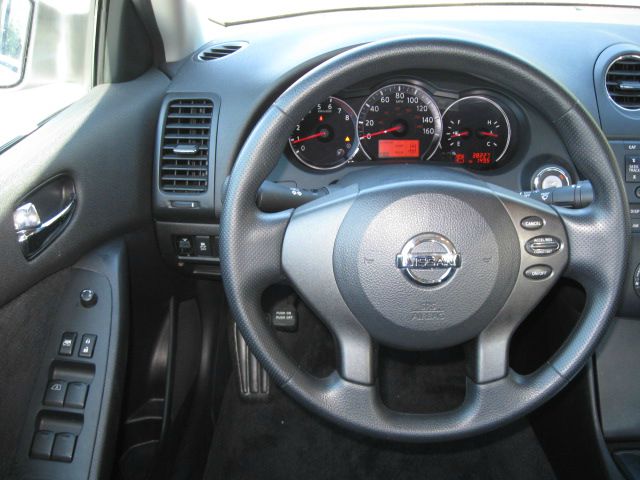 2012 Nissan Altima Pickupslt Quad Cab SWB 4WD 4x4 Truck