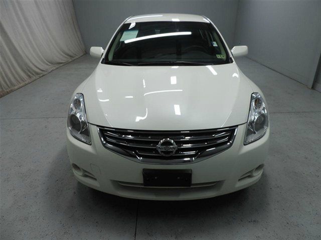 2012 Nissan Altima Pickupslt Quad Cab SWB 4WD 4x4 Truck