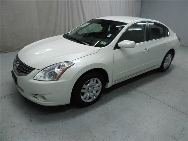 2012 Nissan Altima Pickupslt Quad Cab SWB 4WD 4x4 Truck