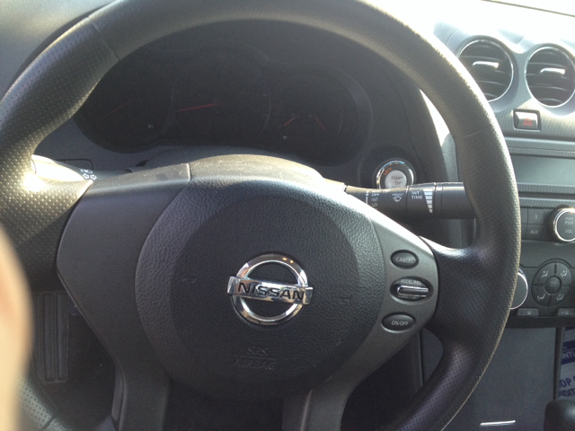 2012 Nissan Altima 2dr Cpe Performance Manual