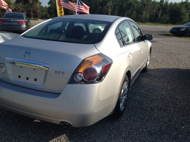 2012 Nissan Altima 2dr Cpe Performance Manual