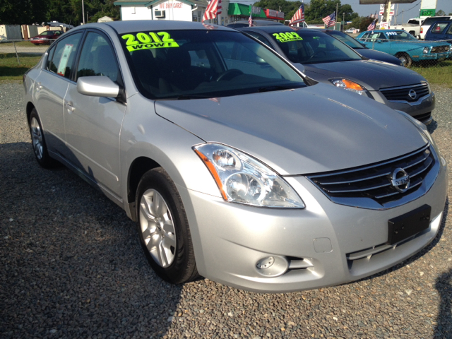 2012 Nissan Altima 2dr Cpe Performance Manual