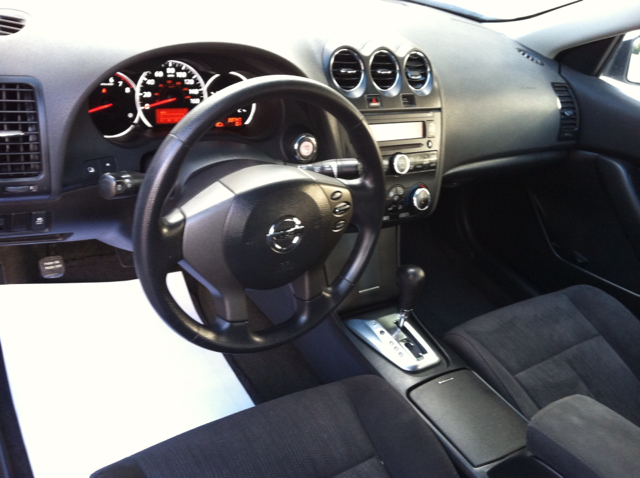 2012 Nissan Altima Pickupslt Quad Cab SWB 4WD 4x4 Truck