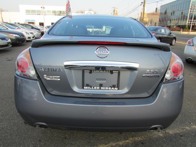 2012 Nissan Altima Pickupslt Quad Cab SWB 4WD 4x4 Truck