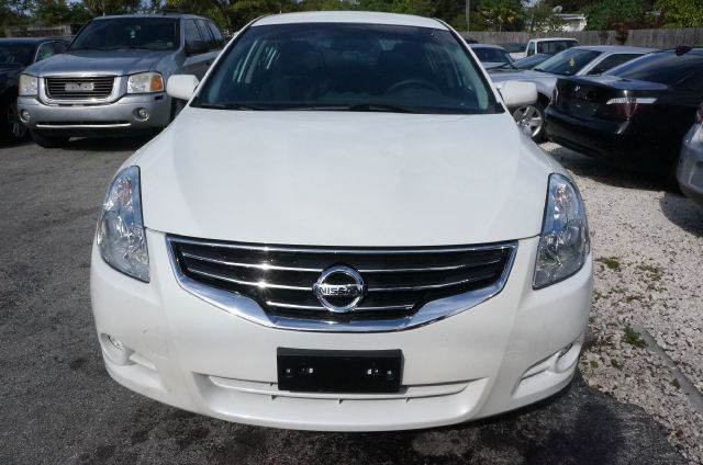 2012 Nissan Altima Pickupslt Quad Cab SWB 4WD 4x4 Truck