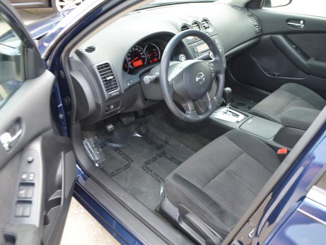 2012 Nissan Altima Unknown