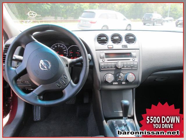 2012 Nissan Altima 4WD Crew Cab 140.5 Laramie