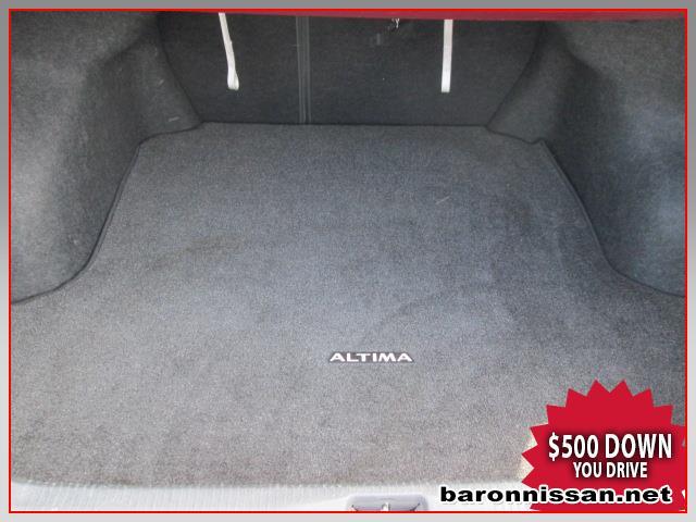 2012 Nissan Altima 4WD Crew Cab 140.5 Laramie