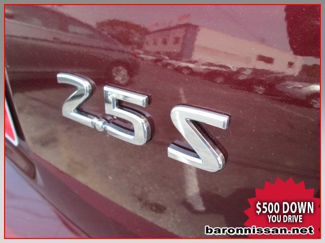 2012 Nissan Altima 4WD Crew Cab 140.5 Laramie