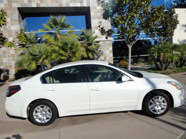 2012 Nissan Altima Unknown