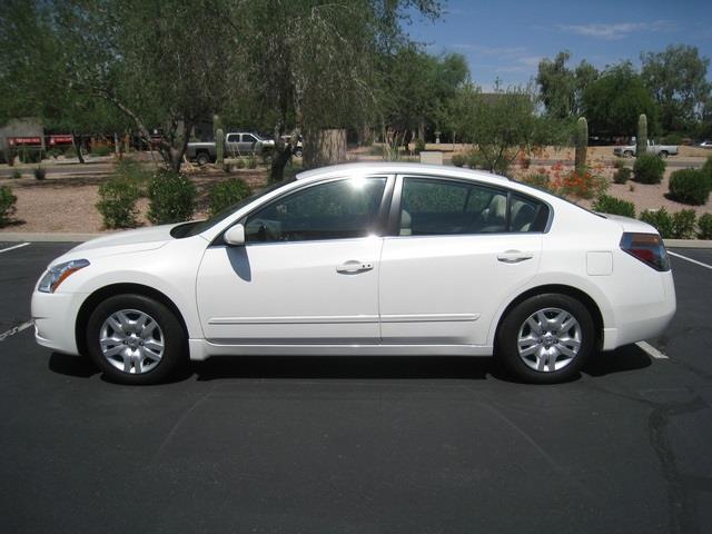 2012 Nissan Altima GS-R