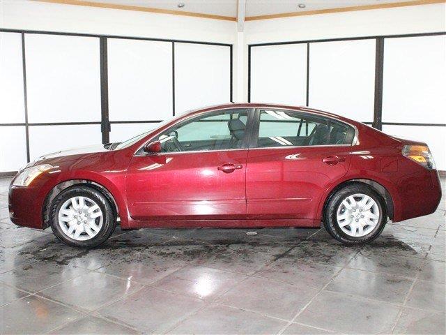 2012 Nissan Altima Pickupslt Quad Cab SWB 4WD 4x4 Truck