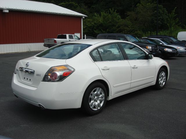 2012 Nissan Altima Pickupslt Quad Cab SWB 4WD 4x4 Truck