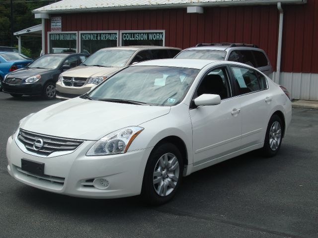 2012 Nissan Altima Pickupslt Quad Cab SWB 4WD 4x4 Truck