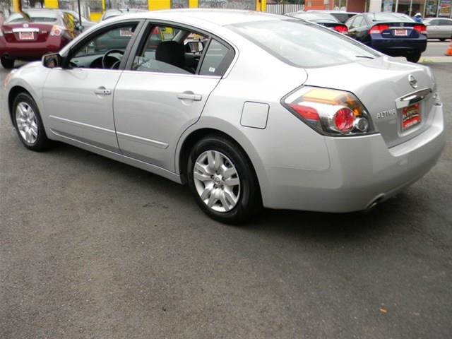 2012 Nissan Altima Unknown