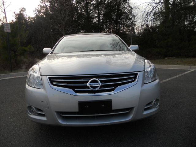 2012 Nissan Altima Pickupslt Quad Cab SWB 4WD 4x4 Truck