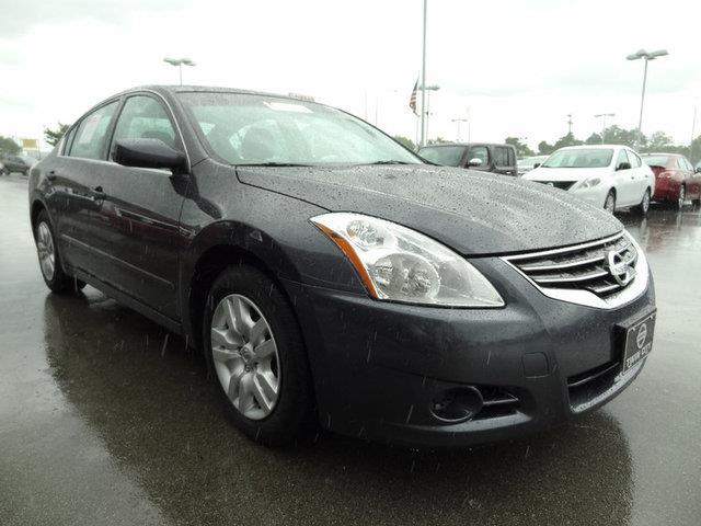 2012 Nissan Altima Mountaineer