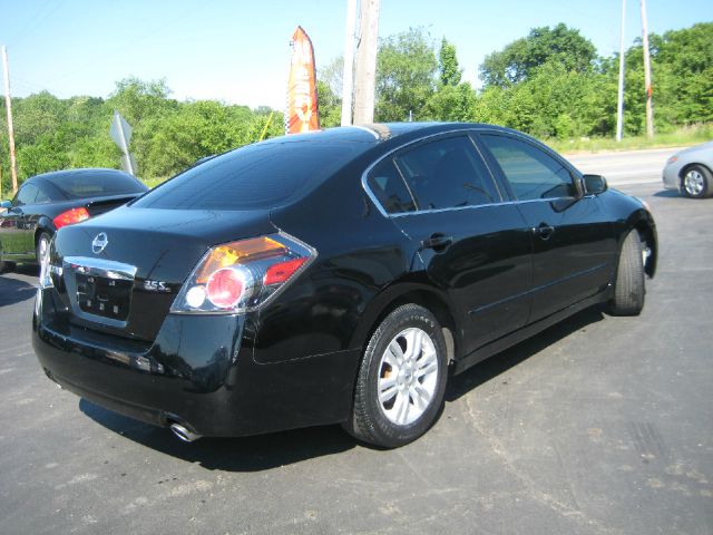 2012 Nissan Altima 2dr Cpe Performance Manual