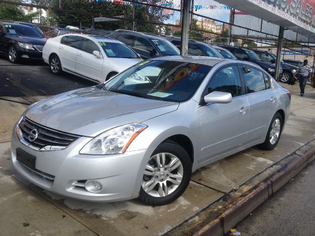 2012 Nissan Altima FWD 4DR AUTO SE LTD Avail