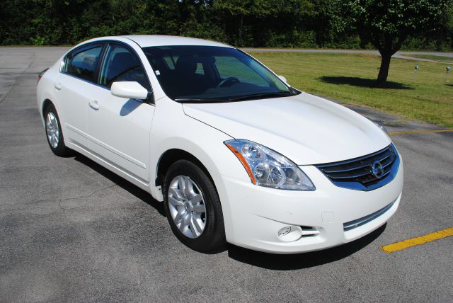 2012 Nissan Altima Pickupslt Quad Cab SWB 4WD 4x4 Truck