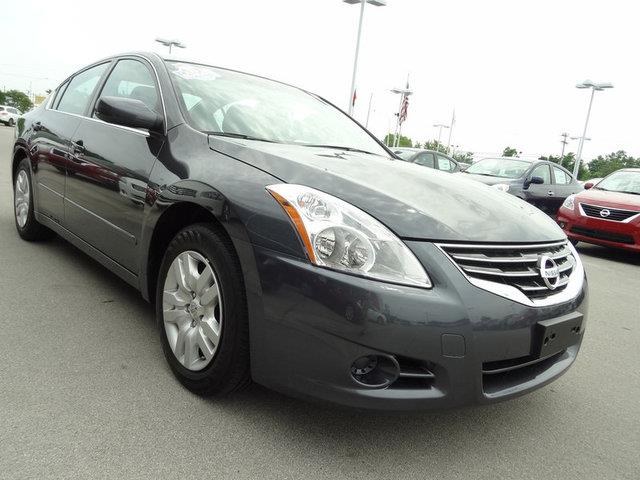 2012 Nissan Altima Mountaineer