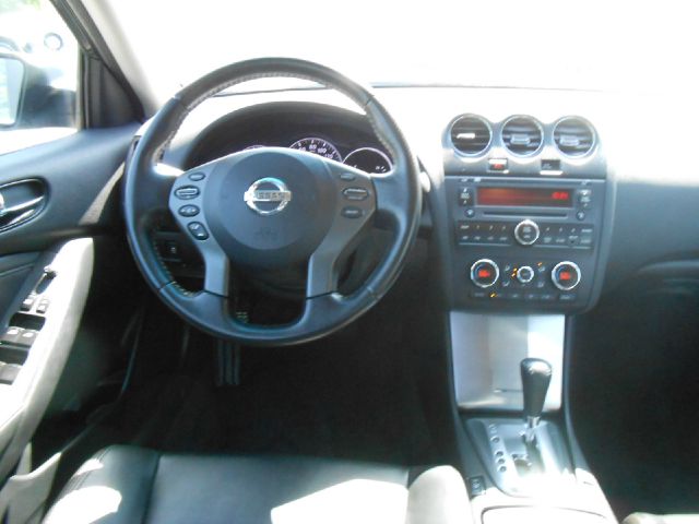 2012 Nissan Altima Pickupslt Quad Cab SWB 4WD 4x4 Truck