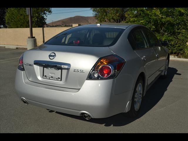 2012 Nissan Altima Unknown