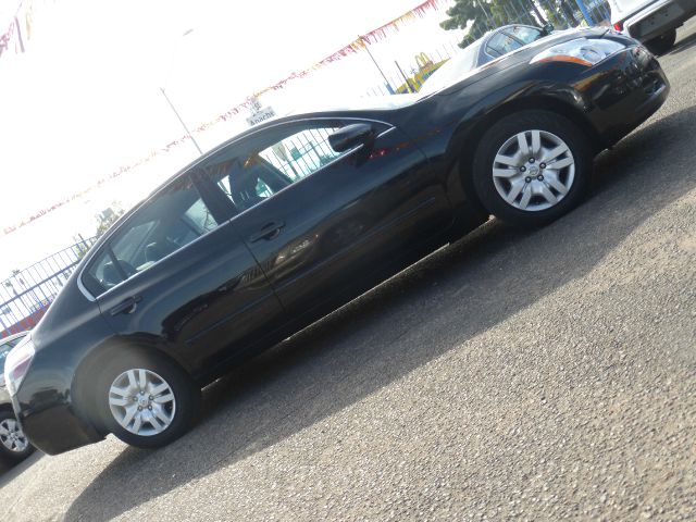 2012 Nissan Altima Pickupslt Quad Cab SWB 4WD 4x4 Truck