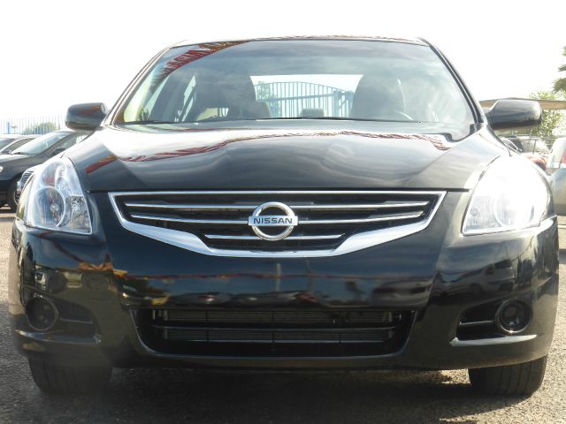 2012 Nissan Altima Pickupslt Quad Cab SWB 4WD 4x4 Truck