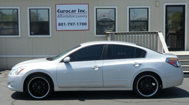 2012 Nissan Altima Pickupslt Quad Cab SWB 4WD 4x4 Truck