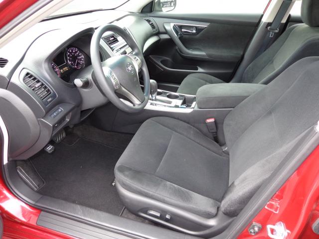 2013 Nissan Altima GS-R