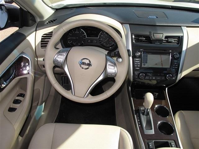 2013 Nissan Altima SLT Quad Cab 2WD