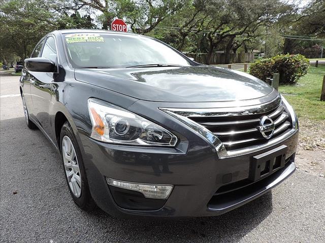 2013 Nissan Altima Unknown