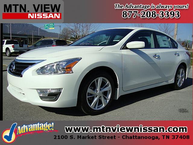 2013 Nissan Altima Crew-short-slt-classic-6.6l Diesel-4wd-1 Owner
