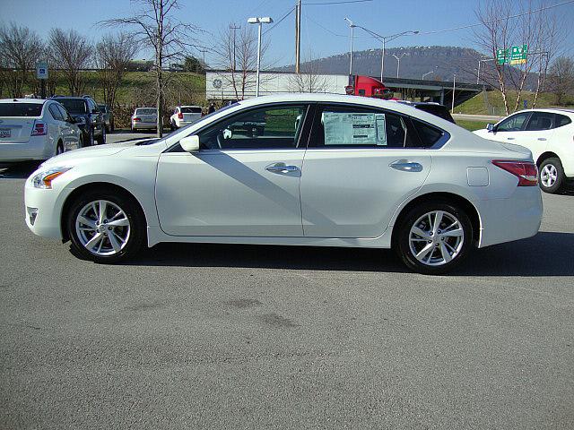 2013 Nissan Altima Crew-short-slt-classic-6.6l Diesel-4wd-1 Owner