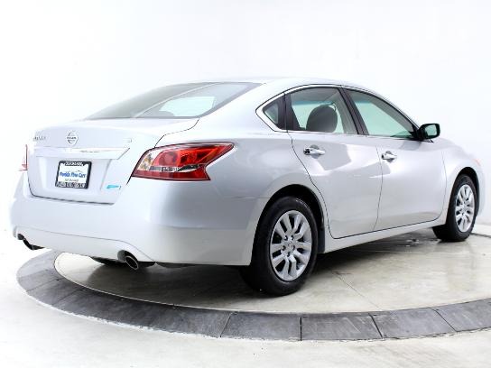 2013 Nissan Altima Pickupslt Quad Cab SWB 4WD 4x4 Truck