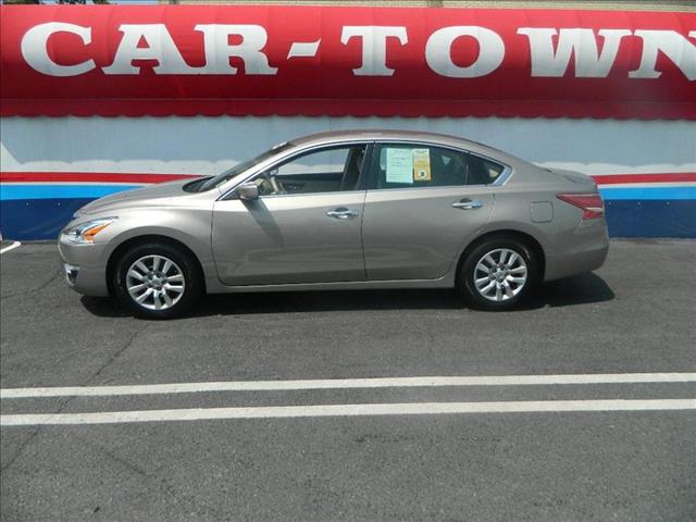 2013 Nissan Altima Unknown