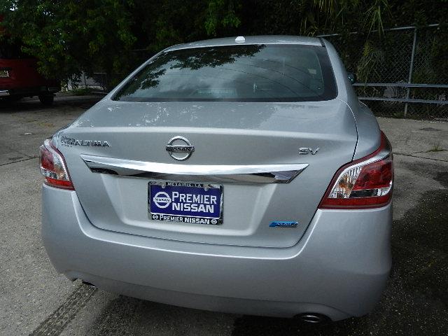2013 Nissan Altima Crew-short-slt-classic-6.6l Diesel-4wd-1 Owner